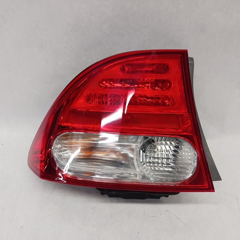 09-'11 HONDA CIVIC Sedan Left driver outer Taillight OEM Grade A!