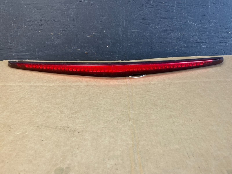 2008-2013 Cadillac Cts Sedan Trunk Lid 3rd Third Brake Tail Light AE0869DG