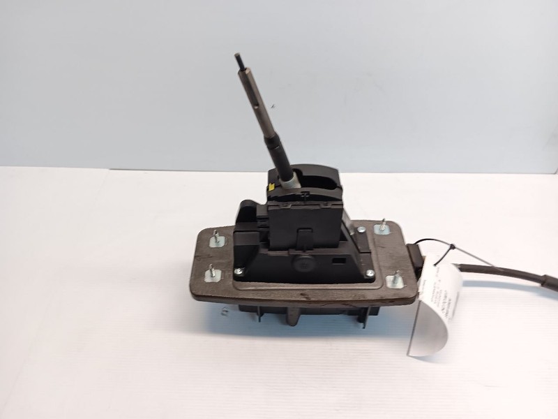2015-2021 PORSCHE MACAN - Automatic Shifter Assembly W/ Linkage 95B713041D