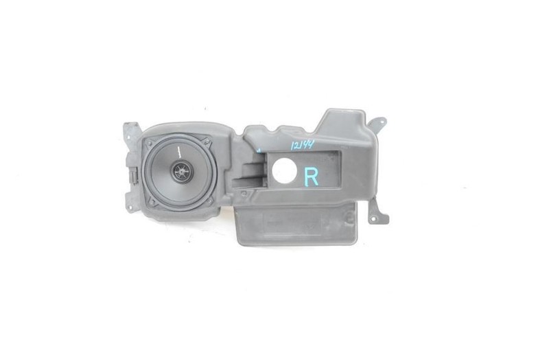 1999-2004 Porsche 911 996 Passenger Right Side Door Speaker Box 96664501201