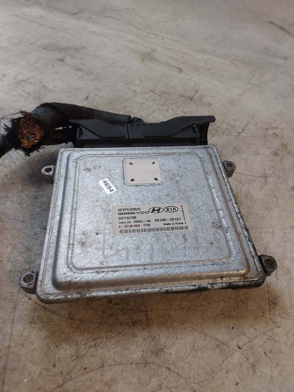 OEM 2006-2008 Hyundai Sonata Engine Control Unit ECU 3910025131 5WY4279C oem