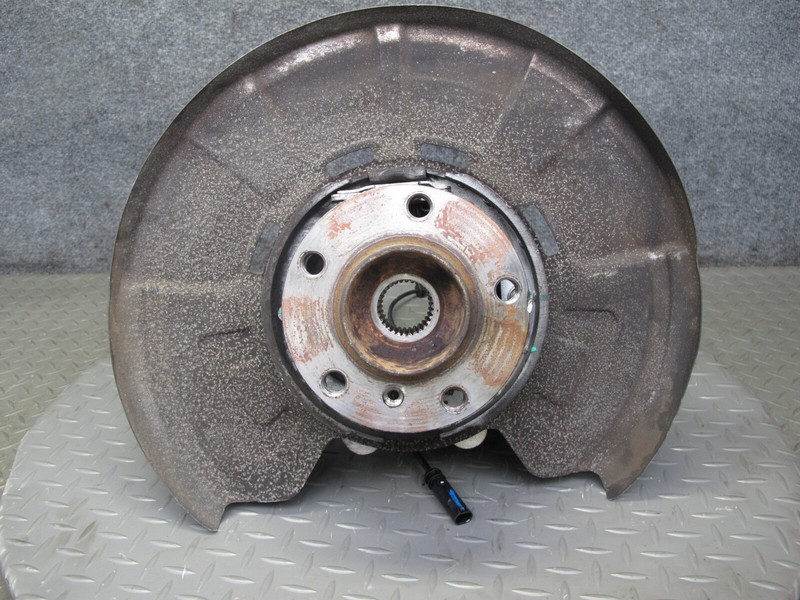2008-2014 BMW E71 E72 X6 AWD REAR LEFT SPINDLE KNUCKLE WHEEL HUB BEARING