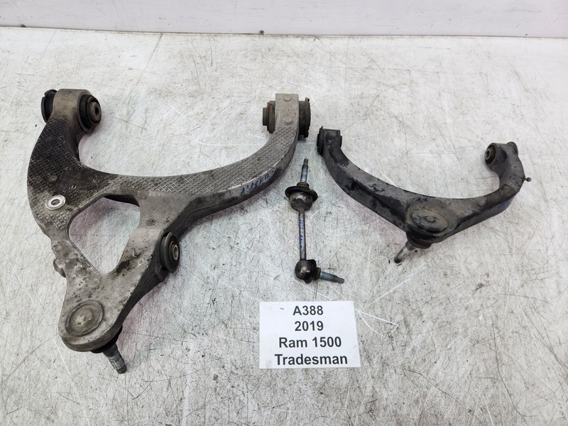 ✅ 19-24 OEM RAM 1500 Tradesman Front Right Upper Control Arm Set
