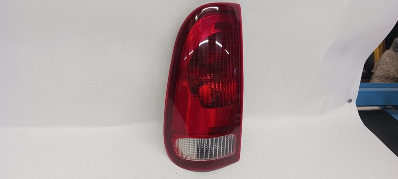 97-'04 FORD F150 Left driver Taillight OEM Grade A!