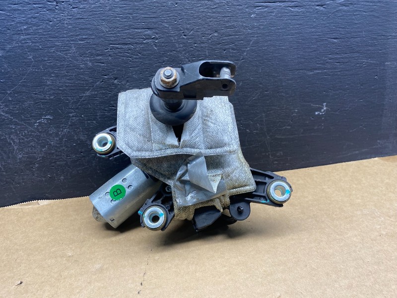 2017 to 2021 Nissan Rogue Rear Windshield Wiper Motor OEM ac7977 DG