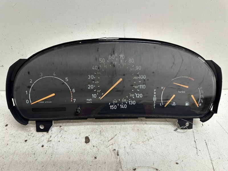 2000-2001 Saab 9-3 A/T Cluster Speedometer tach gauges instrument panel oem