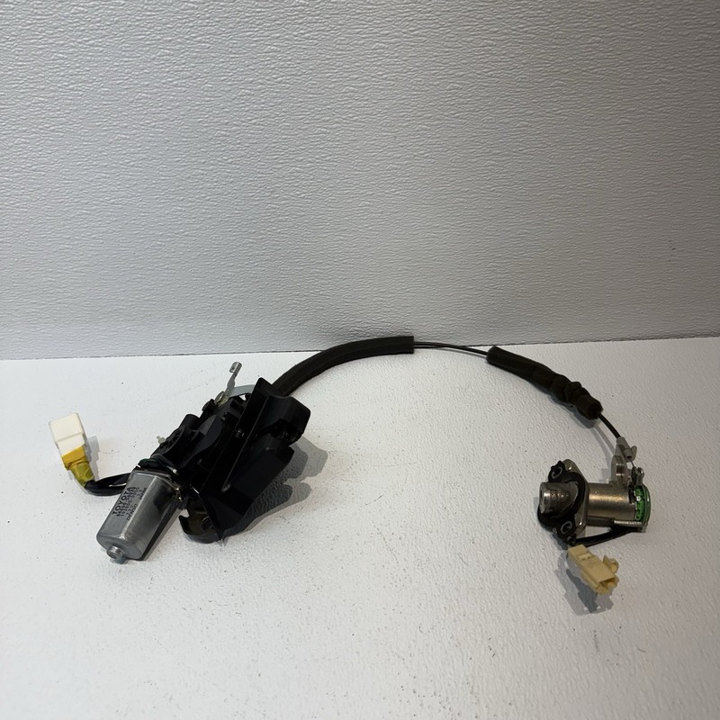 01-06 LEXUS LS430 REAR TRUNK LOCK LATCH ACTUATOR OEM 64650-50020