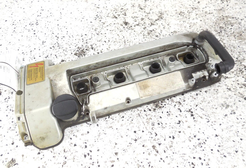 1990-1993 Mercedes-Benz 500SL Cylinder Head Valve Cover Passenger Right OEM