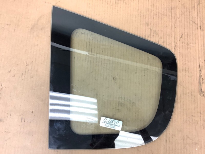 07-08 Honda FIT Left Quarter Panel Vent Glass Triangle Window OEM