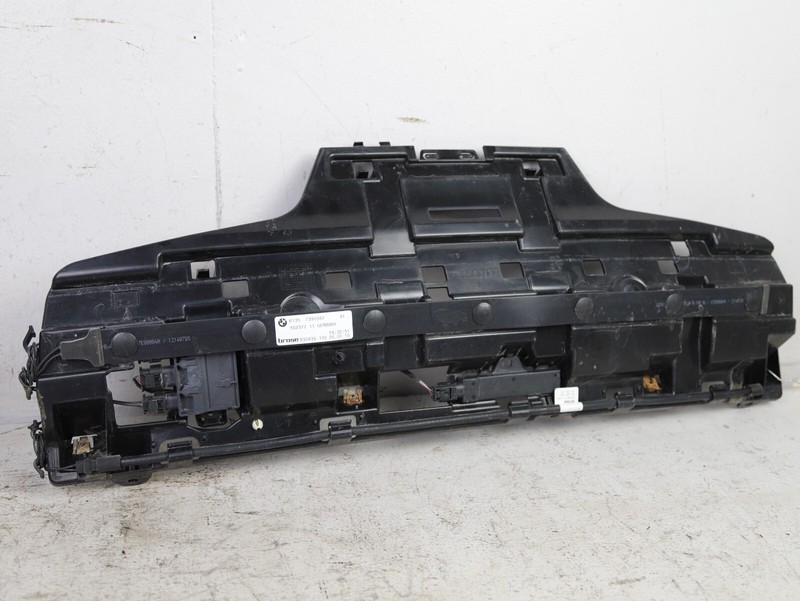BMW 428I 435I F32 F36 REAR BUMPER REINFORCEMENT SUPPORT BRACKET OEM 2014-2016
