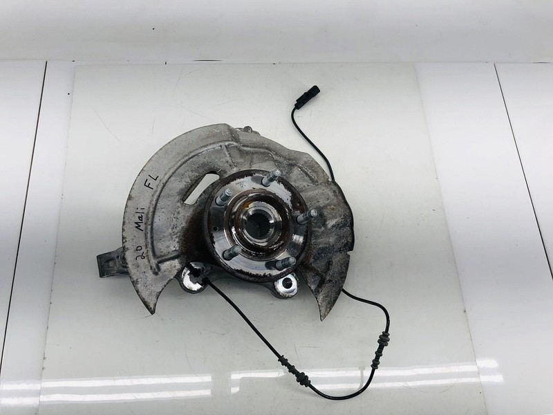 16-24 CHEVROLET MALIBU FWD FRONT LEFT DRIVER SIDE SPINDLE KNUCKLE WHEEL HUB OEM