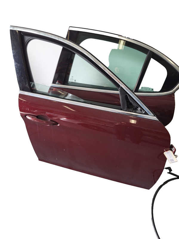 Used Oem Alfa Romeo Right Passenger Front Door for 2017-2019 Giulia 2.0L RWD