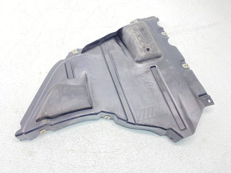 18-23 BMW F90 M5 Front Right Pasenger Lower Fender Bottom Splash Guard Cover OEM