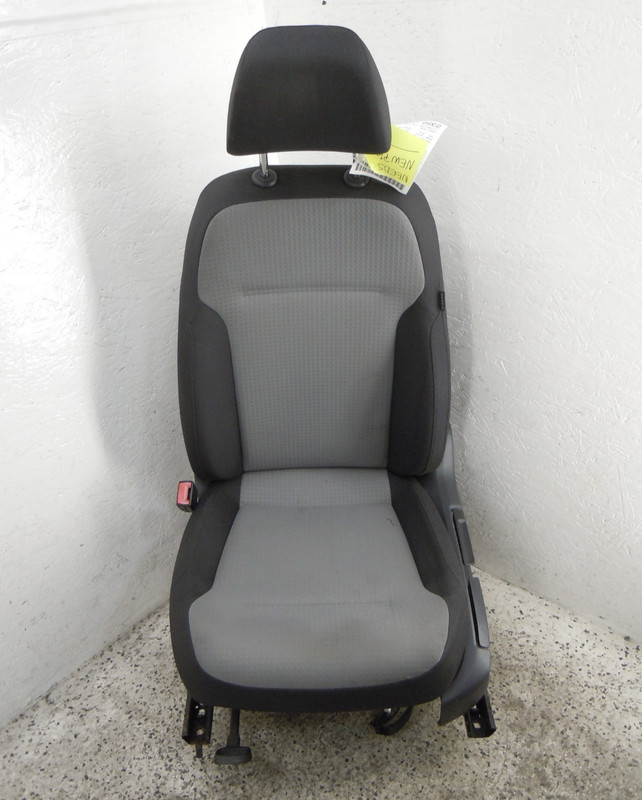 2015-2018 Volkswagen Jetta Front Seat Driver Left Manual OEM Cloth