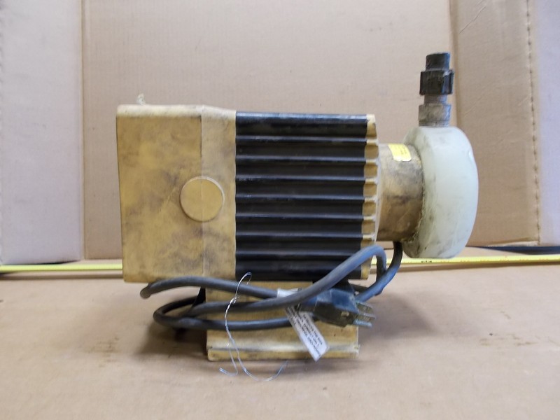 Milton Roy Electromagnetic Dosing Pump LMI *FREE SHIPPING*