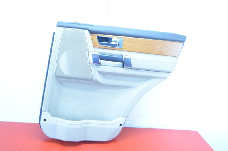 10-16 LAND ROVER LR4 REAR RIGHT PASSENGER SIDE INTERIOR DOOR PANEL OEM
