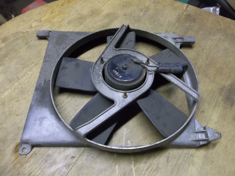 GM Pontiac 90265071 Cooling Fan and Shroud AE0086 PD 07 03K26 *FREE SHIPPING*