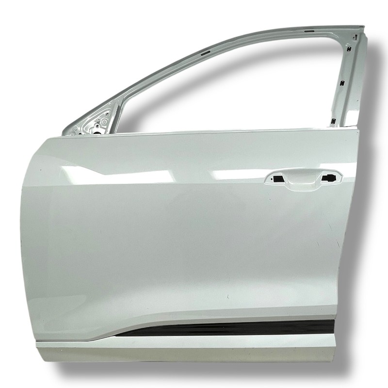 2022-2024 Audi Q8 E-tron front left LH driver door shell w/ molding OEM