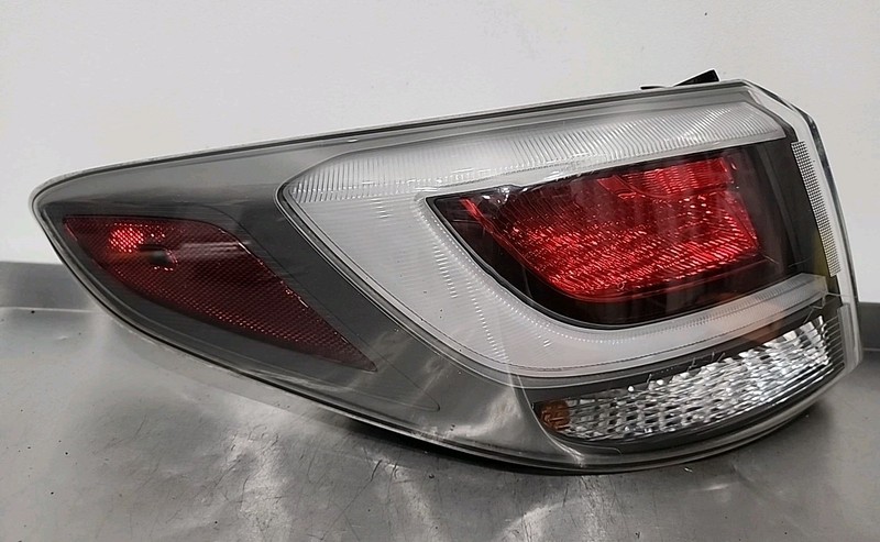 2015 2016 2017 OEM Hyundai Sonata Hybrid LED TailLight Right Passenger Sedan LH