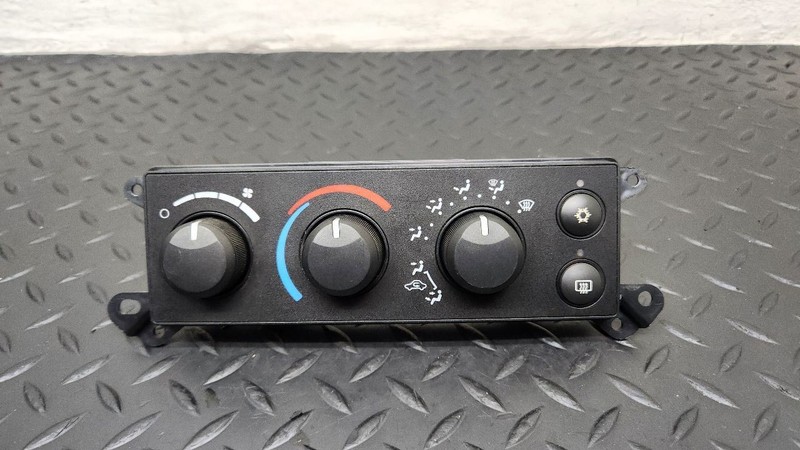 08 Dodge Ram 1500 Temperature Climate Control W/ Power Mirrors OEM 55057079AB
