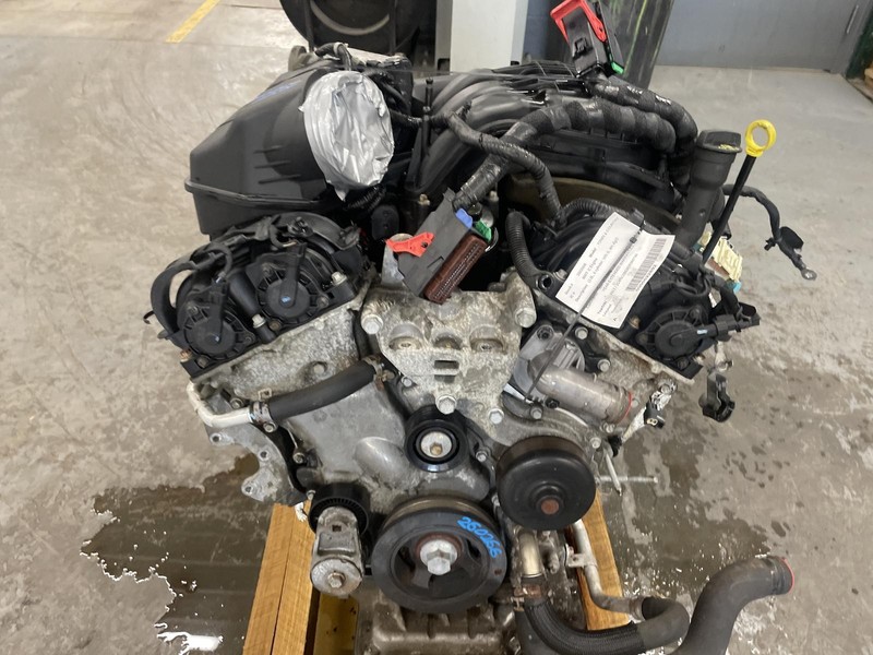 11-'13 CHRYSLER TOWN & COUNTRY Engine 3.6L 88k miles Runs Well 6 Month Wnty!