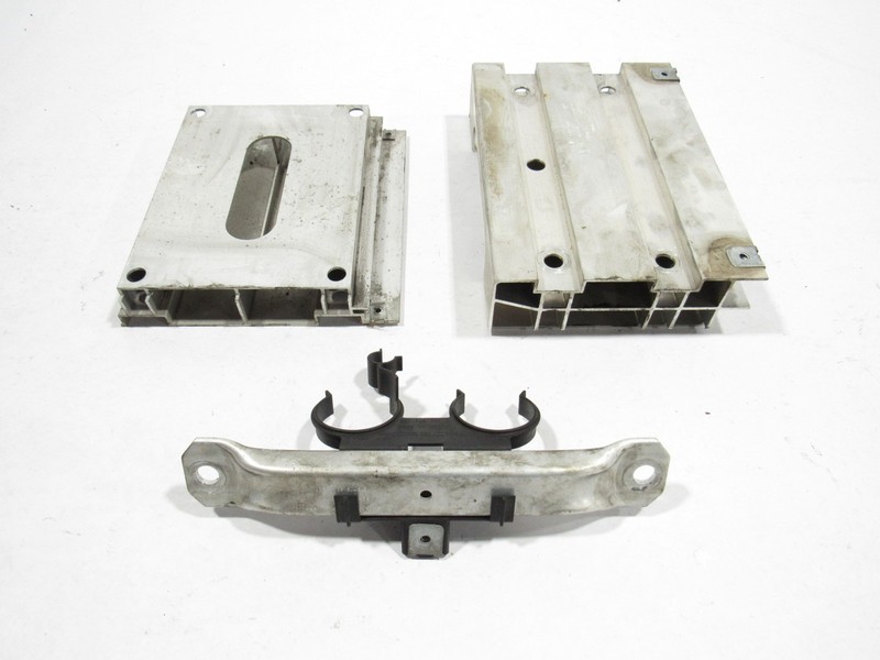Porsche Boxster S 2014 Gearbox Underbody Support Bracket Mount Set 13-16 ; :A
