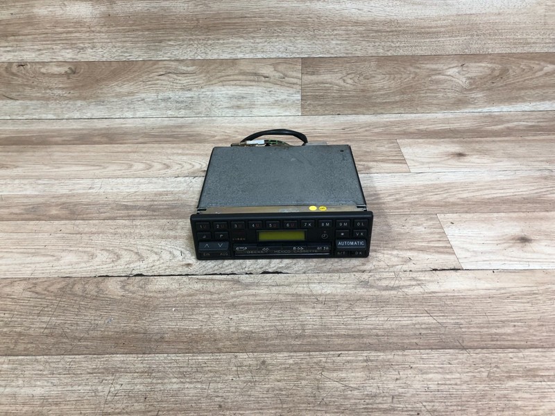 MERCEDES BENZ OEM BECKER CASSETTE PLAYER RADIO STEREO DECK HEADUNIT GRAND PRIX 2