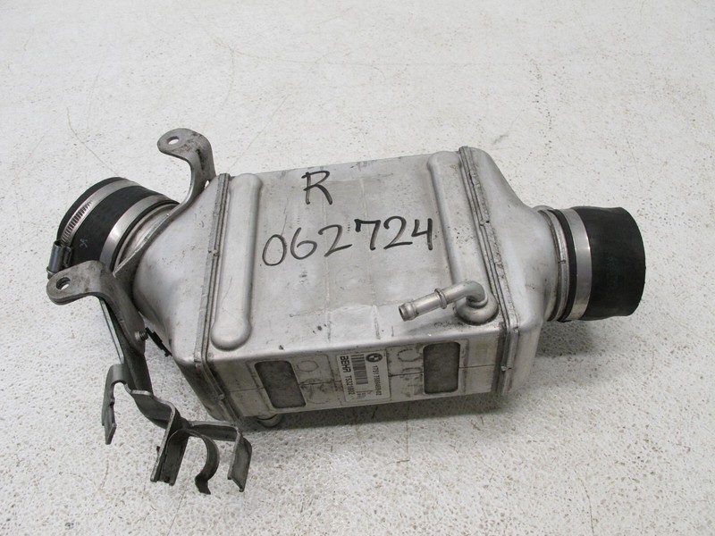 10-14 BMW E70 X5M X6M 4.4 S63 TURBO INTAKE INTERCOOLER COOLER RIGHT OEM 062724