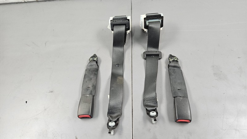 2012 Ford Mustang Shelby GT500 Rear Seat Belt Set #6834 VV7