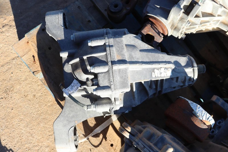 2015-2018 PORSCHE CAYENNE 3.0L REAR AXLE DIFFERENTIAL W/O ELECTRIC LOCK DIFF OEM