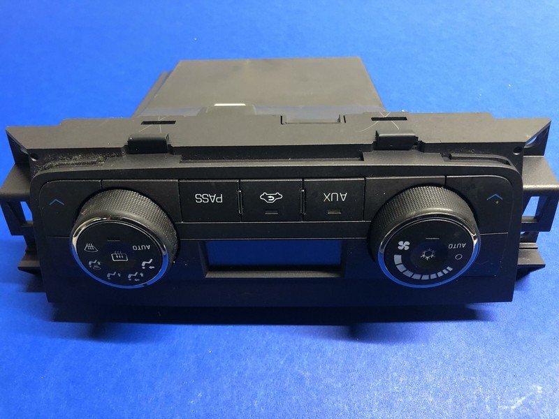 2006-2011 CADILLAC DTS AC HEATER CLIMATE CONTROL OEM WORKS NICE