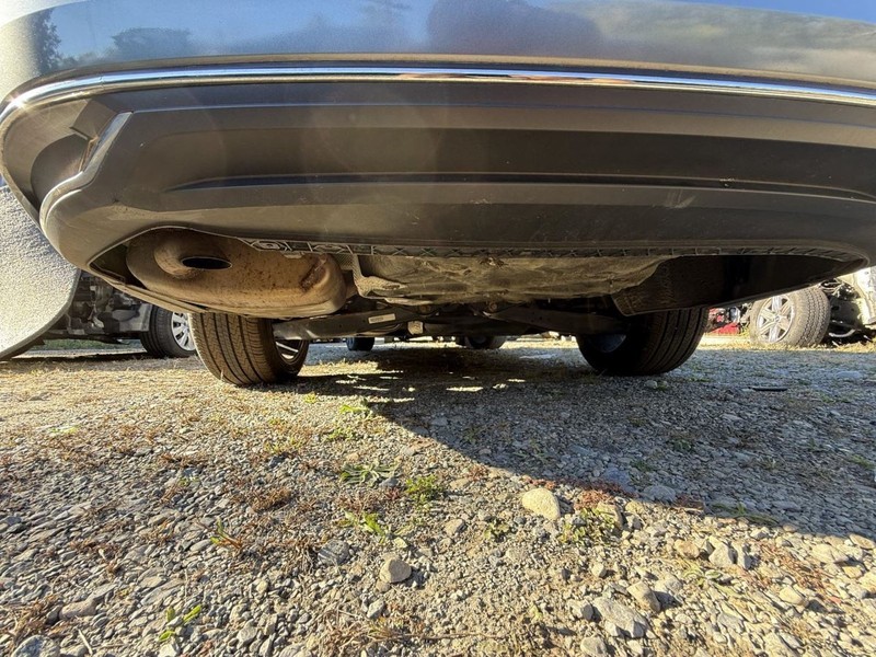 2020-2022 Volkswagen Passat Muffler