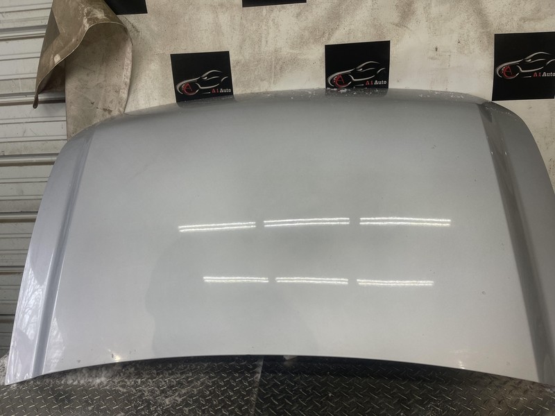 2004 - 2015 Nissan Armada Front Hood Assembly Silver Color Nice Paint OEM OK