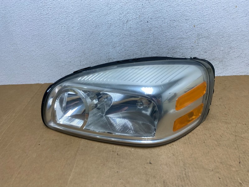 2005 - 2009 Pontiac Montana / Uplander Left Driver LH Headlight Oem AE3062 DW