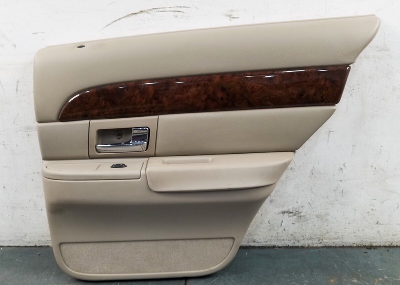 2006 Grand Marquis / Crown Vic Victoria Right Rear Door Panel - * #53752 Y1