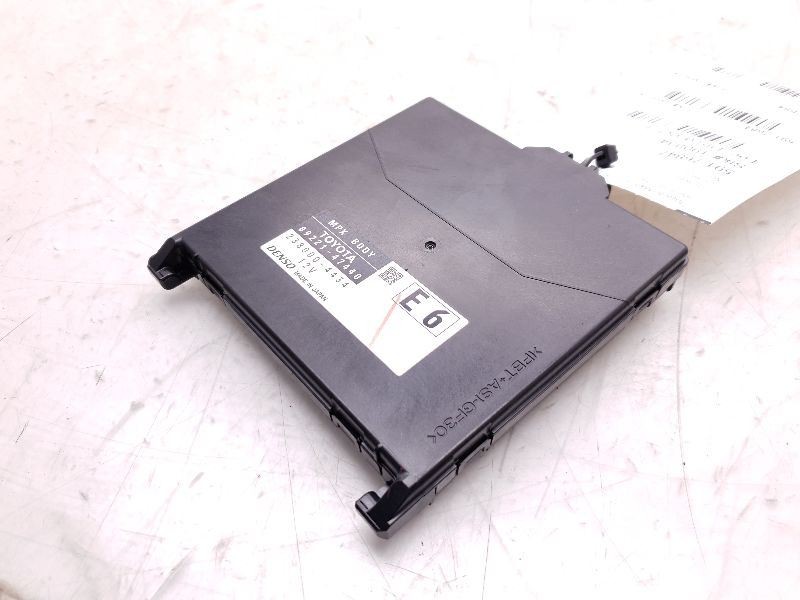 16-17 TOYOTA PRIUS MULTIPLEX NETWORK BODY CONTROL MODULE ECM ASSEMBLY