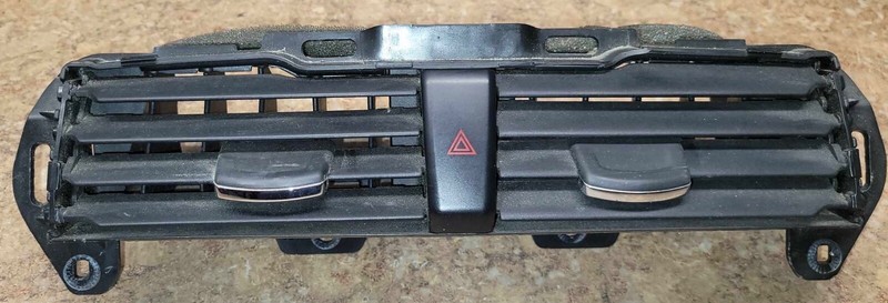 2013 2014 2015 2016 Ford Fusion Center Dash Air Vent A/C Heater Dashboard Hazard
