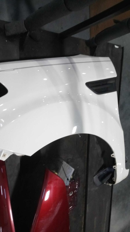 2013 KIA Soul Left Fender White Used 525698 111k Miles OEM Quality