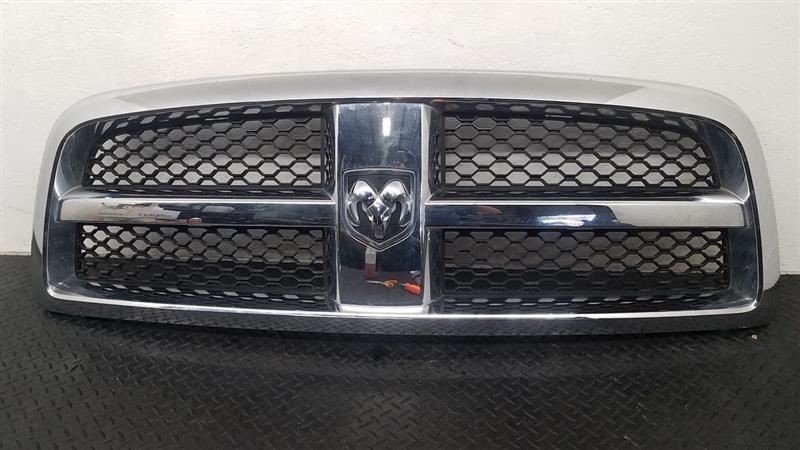 09-12 Dodge Ram 1500 Chrome Grille With Black Inserts OEM 55277441AB