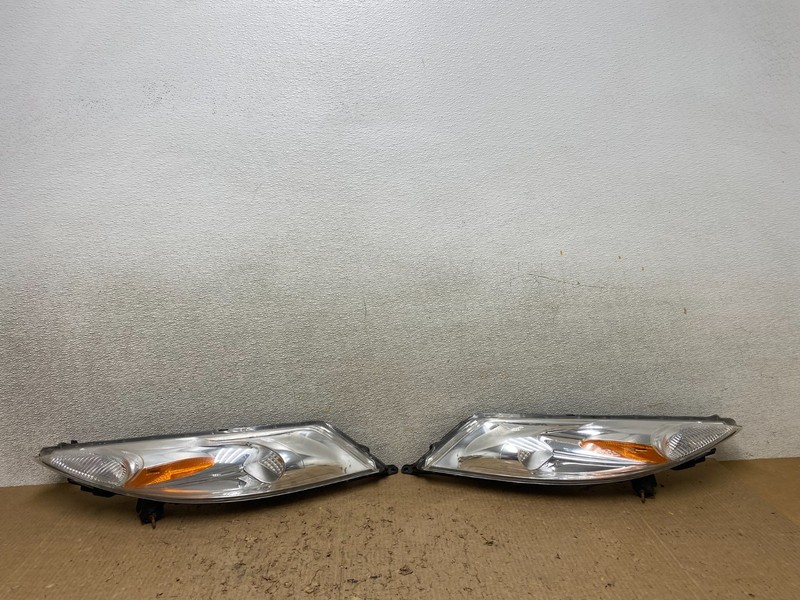 2011-2014 Nissan Juke Turn Signal Headlights Left+Right Halogen OEM W8333 DW
