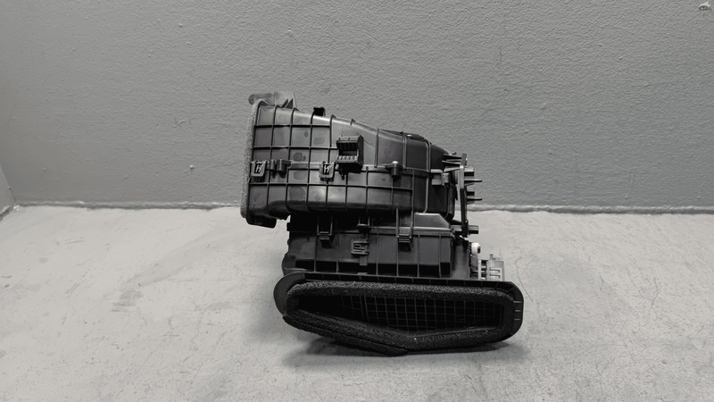 2019-2025 Nissan Altima HVAC A/C Air Conditioner Heater Blower Housing Box OEM