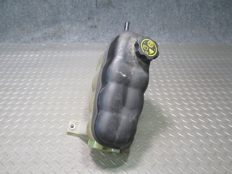 2007-2014 CADILLAC ESCALADE ENGINE RADIATOR EXPANSION OVERFLOW RESERVOIR TANK