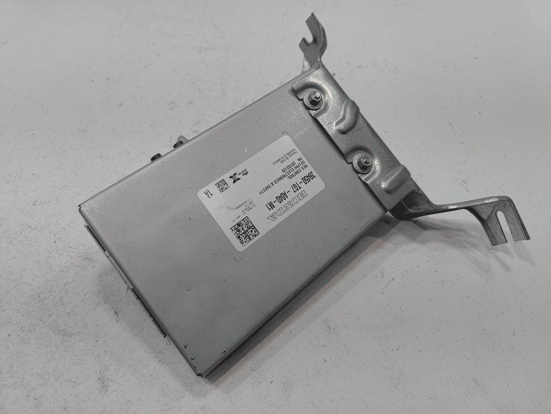 2019 -2020 HONDA PILOT VOLTAGE STABILIZER CONTROL MODULE UNIT W/BRACKET OEM