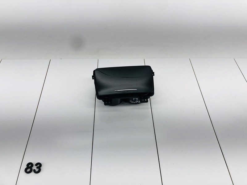 17-20 MITSUBISHI OUTLANDER FRONT CENTER CONSOLE DUAL CUP HOLDER STORAGE OEM