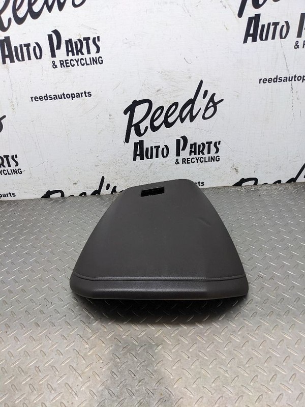2015 - 2019 GMC YUKON XL INSTRUMENT CLUSTER DASH PANEL TRIM COVER OEM 1173429