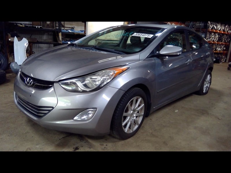 Driver Front Spindle/Knuckle Hatchback Assembly Fits 13-17 ELANTRA 1618306