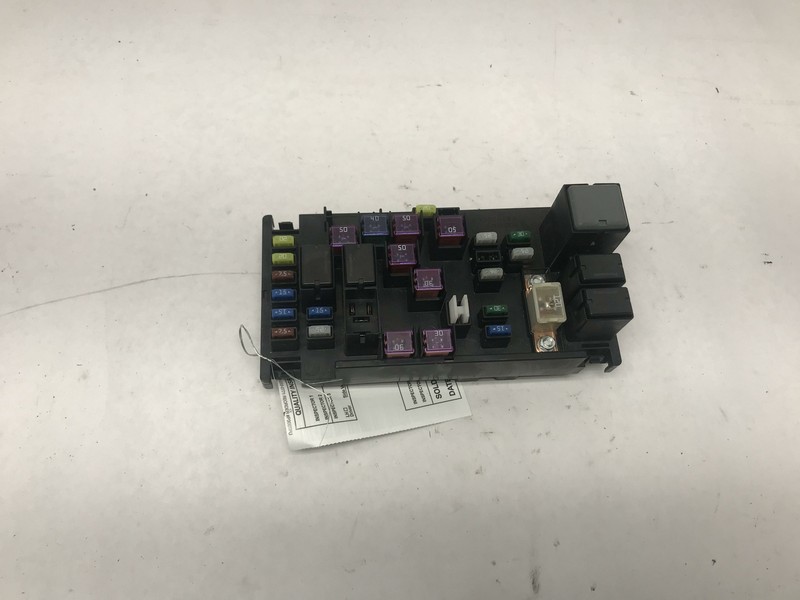 17 18 SUBARU FORESTER 2.5L ENGINE FUSE BOX RELAY MODULE OEM 82241SG071