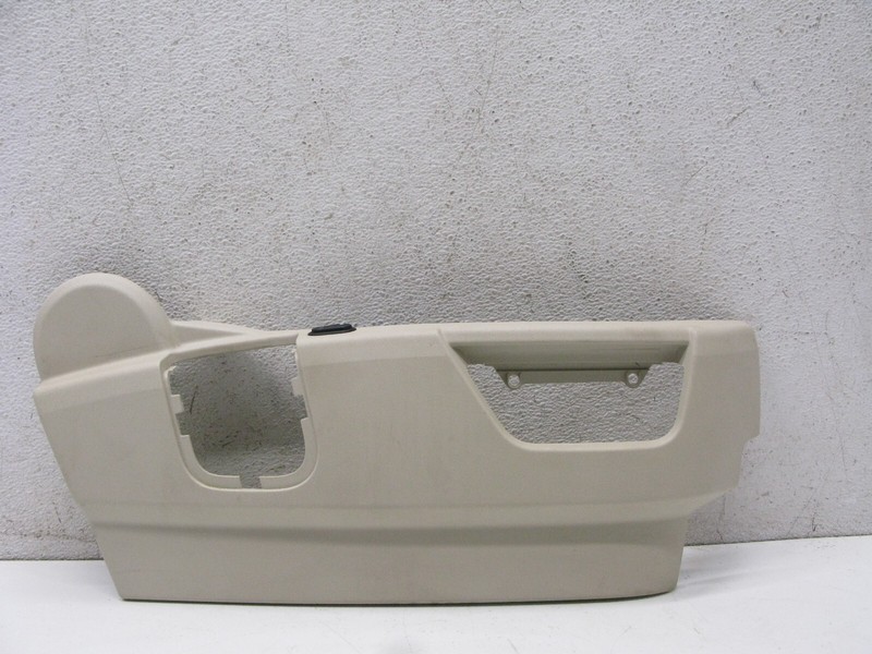 05-09 LAND ROVER LR3 RANGE ROVER SPORT SEAT TRACK TRIM COVER FRONT RIGHT OEM 111