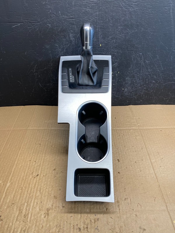 2013-2015 Volkswagen Passat Center Console Gear Shifter Cup Holder Bezel AC9507
