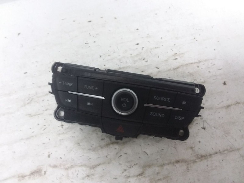Radio Control Panel 8.0" Screen Fits 17-19 ESCAPE F1CT-18K811-HC